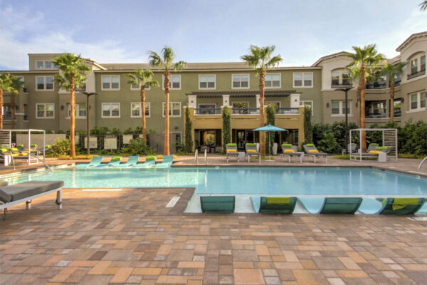 Aspire at Grand Canyon pool virtual tour.