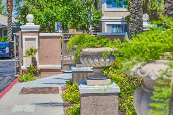 Adiamo Apartments landscaping