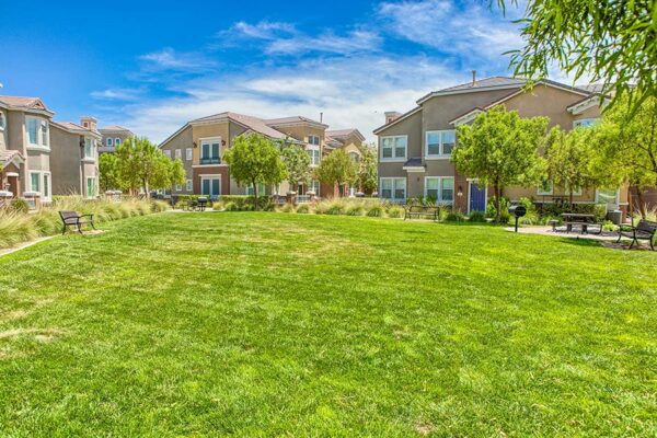 Arzano Apartments landscaping