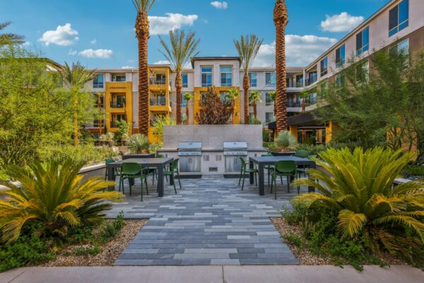 Las Vegas Apartments Aspire At Flamingo Grand BBQ