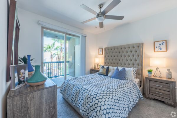 Aspire-at-Paseo-1B-Bedroom-With-Balcony