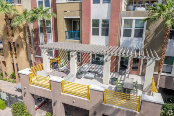 Aspire-at-Paseo-Second-Floor-Deck