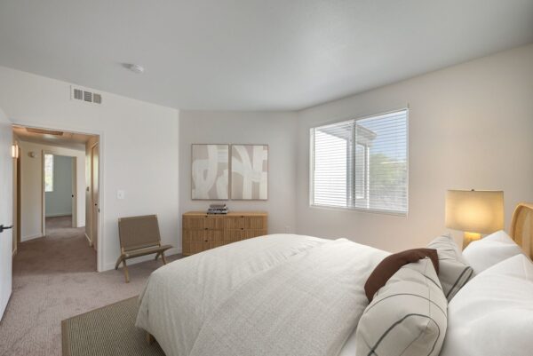 Viviani-2079-Virtually-Staged-Bedroom-With-One-Window