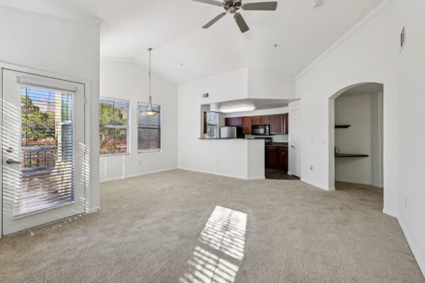 Altessa-Apartments-Unit-3106-Dinning-Room-and-Kitchen