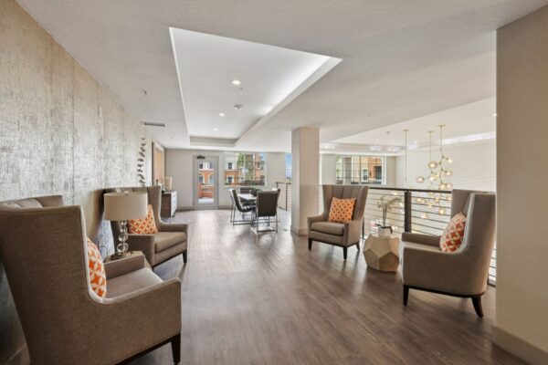Elevate-Apartments-Clubhouse-Sitting-Area