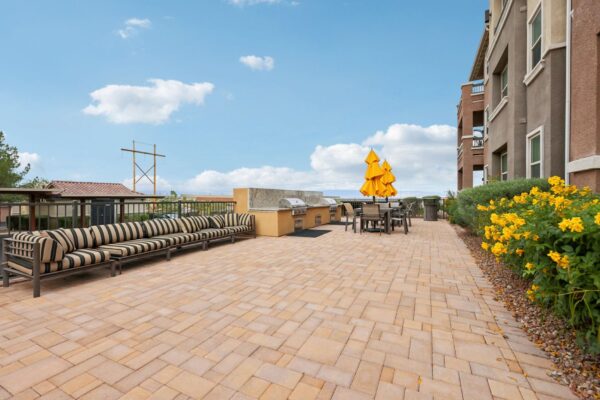 Elevate-Apartments-Grill-Area-With Sitting-Area