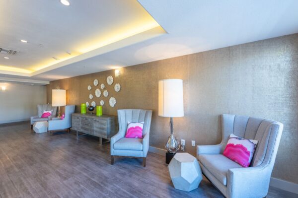 Aspire-at-Tropicana-Apartments-Las-Vegas-Lounge