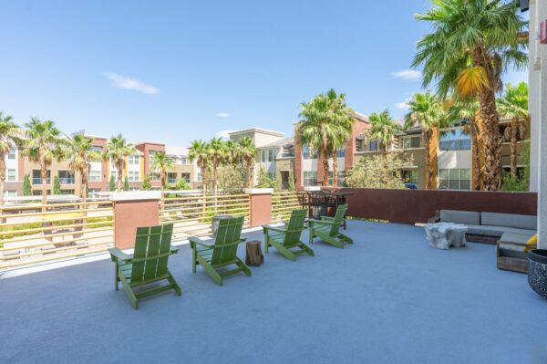 Aspire-at-Tropicana-Apartments-Las-Vegas-Pool-Deck