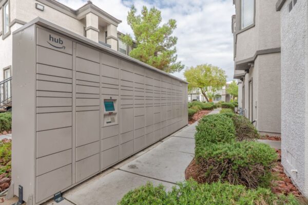 Positano-Apartments-Las-Vegas-Amazon-Hub-Lockers