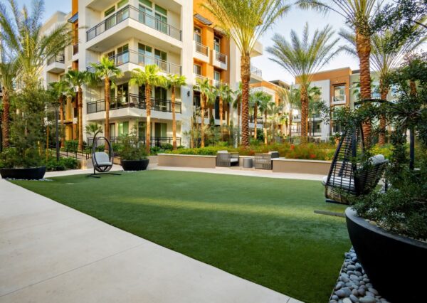 Redwood_Wides6-courtyard-high-res